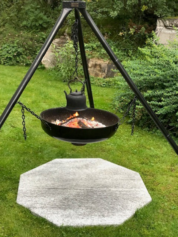 Hoppestein av Granitt, fra Evjen i Beiarn